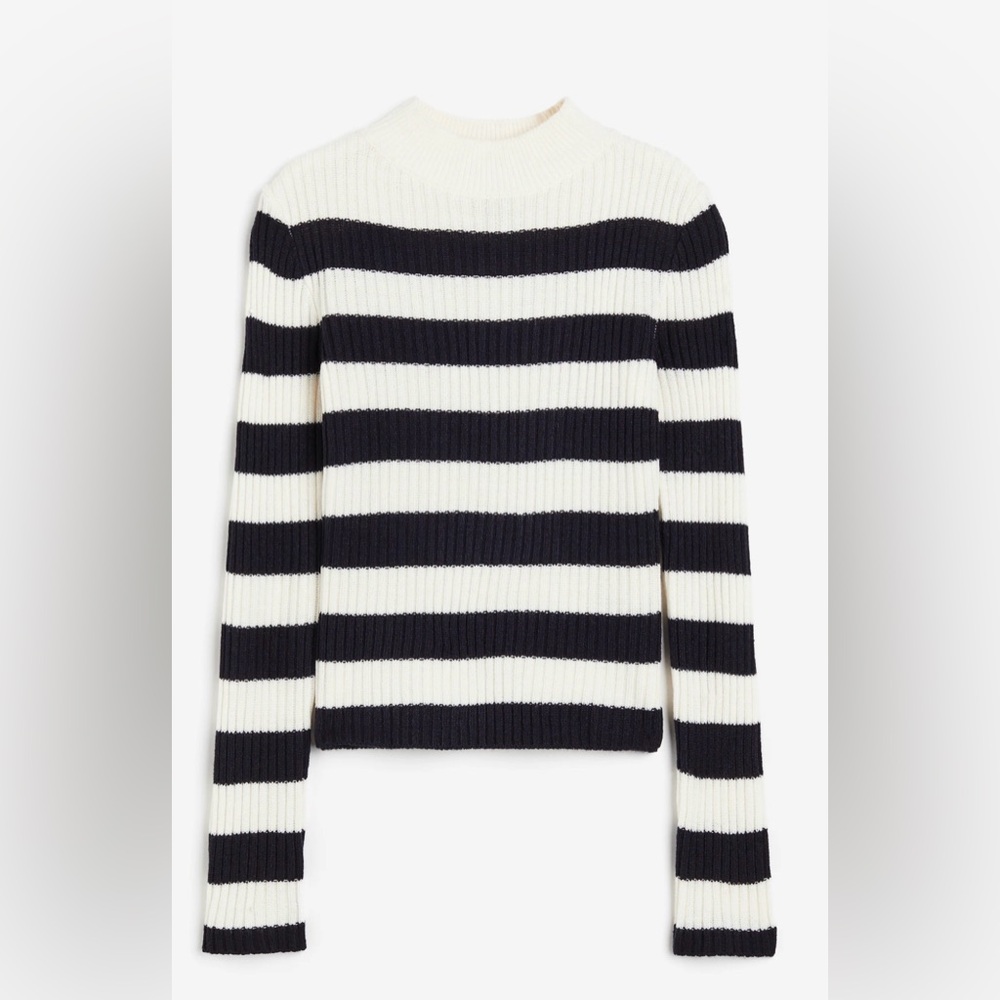 H&M Black & White Striped Rib-Knit Crewneck Sweater